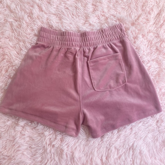 Hollister Velvet Pink High-waisted Lounge Shorts - Picture 2 of 3